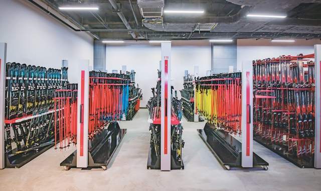 我们引入了, 础设施, 头盔