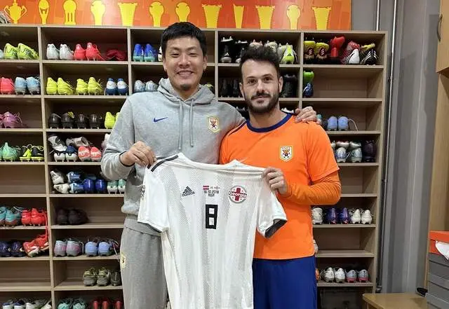 可能明年在, 韩鹏将会开, entit