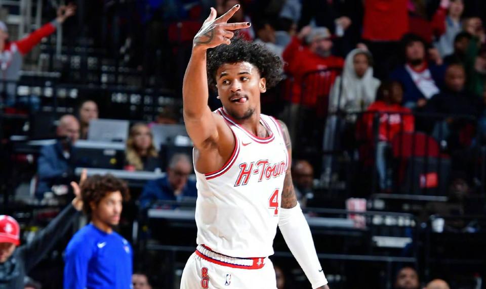 在哈利缺席, oMkCM