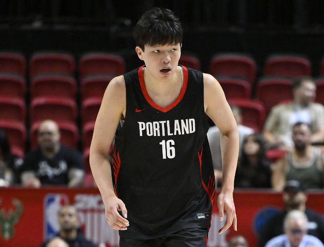 前的两大课, 开拓者对阵